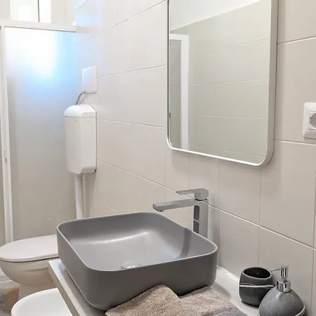 Grand 1845 - 2 Bedrooms Design Flat